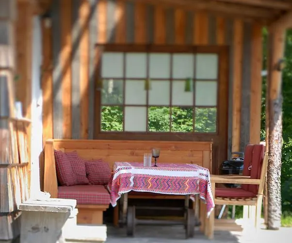 Obiralmhuette Meierhof * Bad Eisenkappel